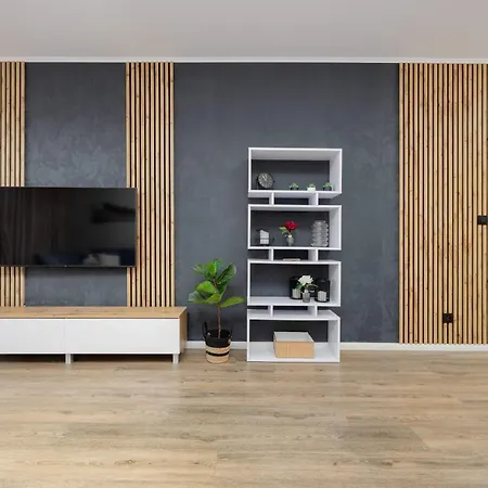 Apartment Stylish Apartment With Parking Warszawa Wynalazek 2 By Heyrent *