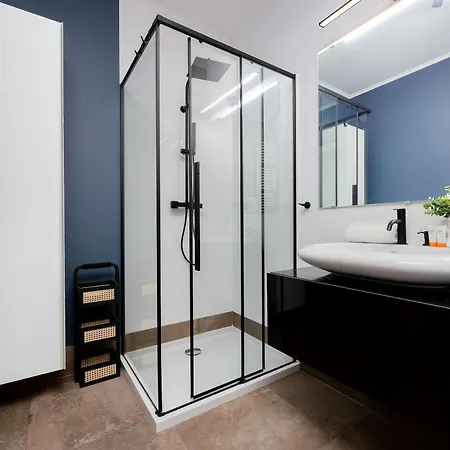Stylish Apartment With Parking Warszawa Wynalazek 2 By Heyrent Apartment Warschau